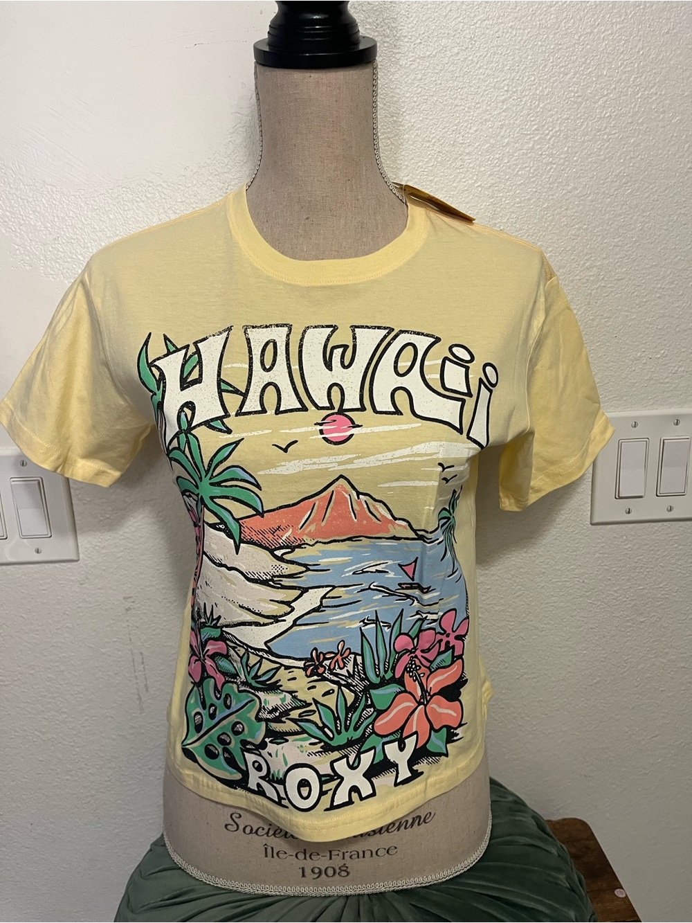 Roxy Yellow Hawaii Graphic Short Sleeve Tee